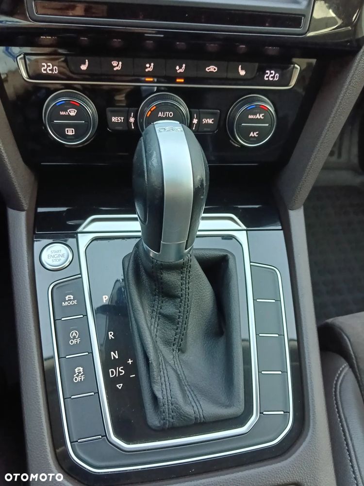 Volkswagen Passat 1.8 TSI BMT Highline DSG - 18