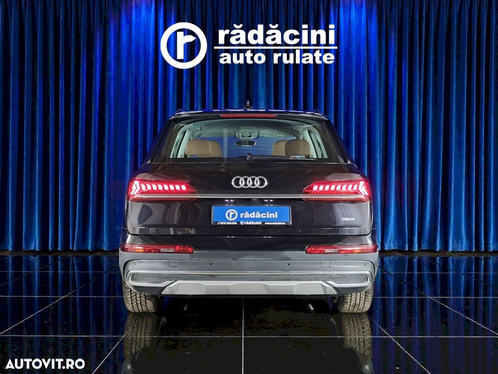 Audi Q7 - 7