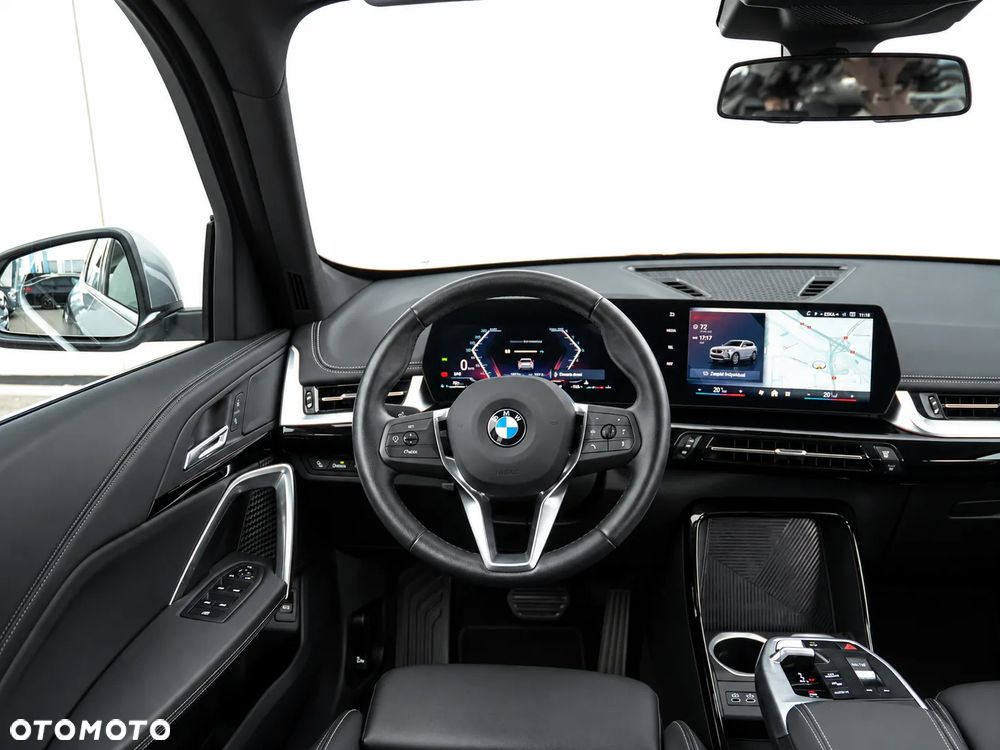 BMW X1 sDrive20i mHEV - 36