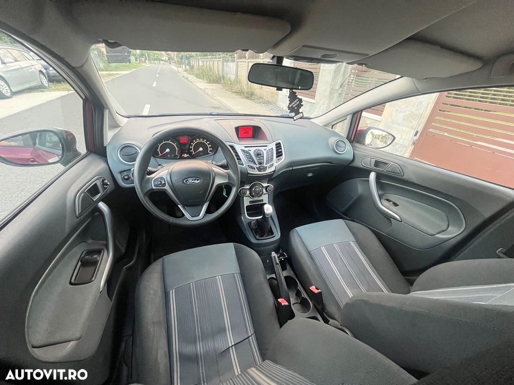 Ford Fiesta 1.25 Champions Edition - 11
