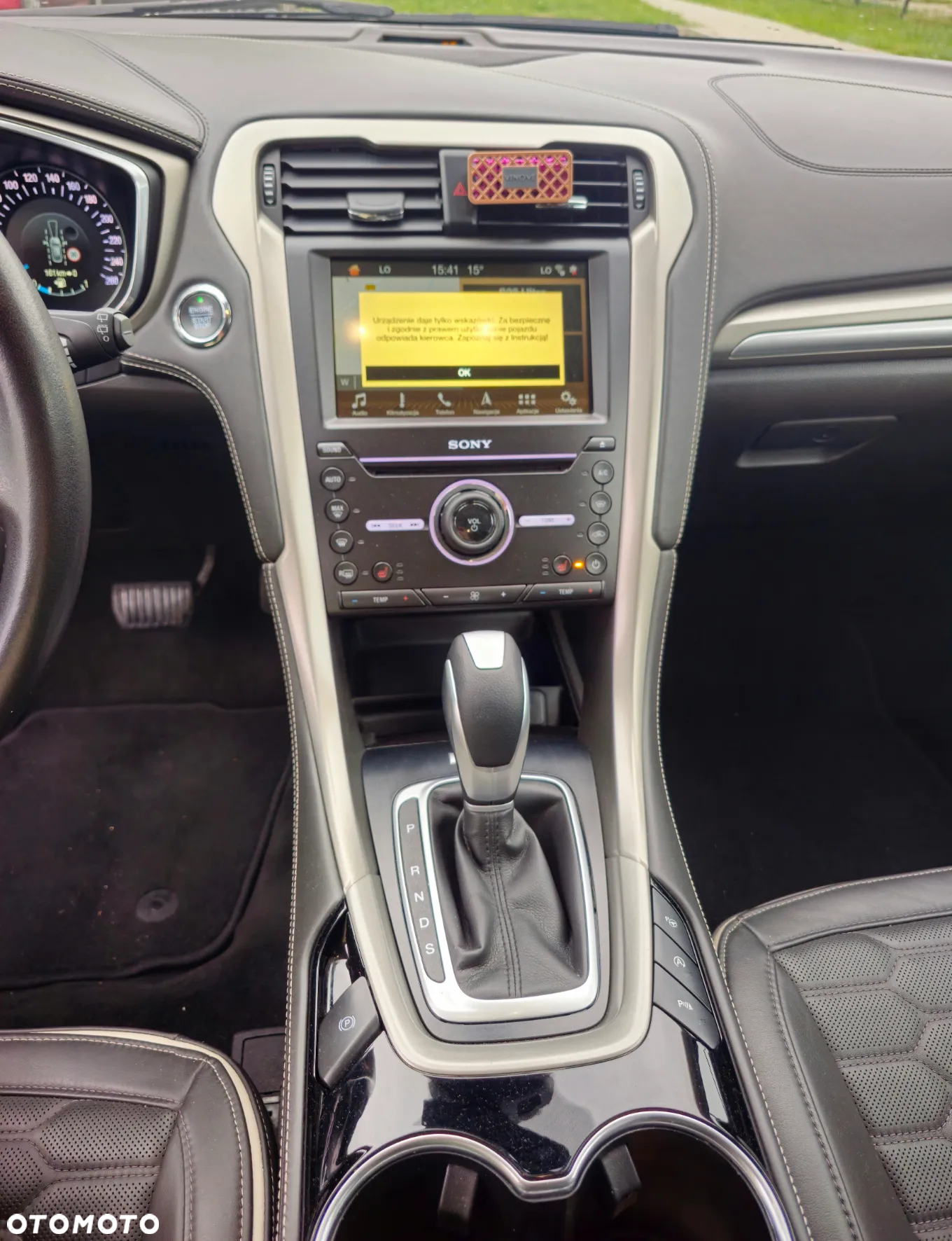 Ford Mondeo Vignale 2.0 TDCi PowerShift - 11