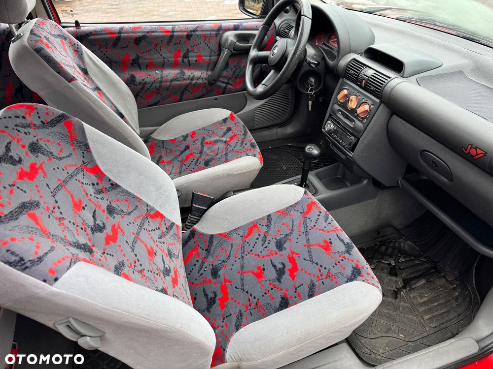 Opel Corsa 1.4 Joy - 3