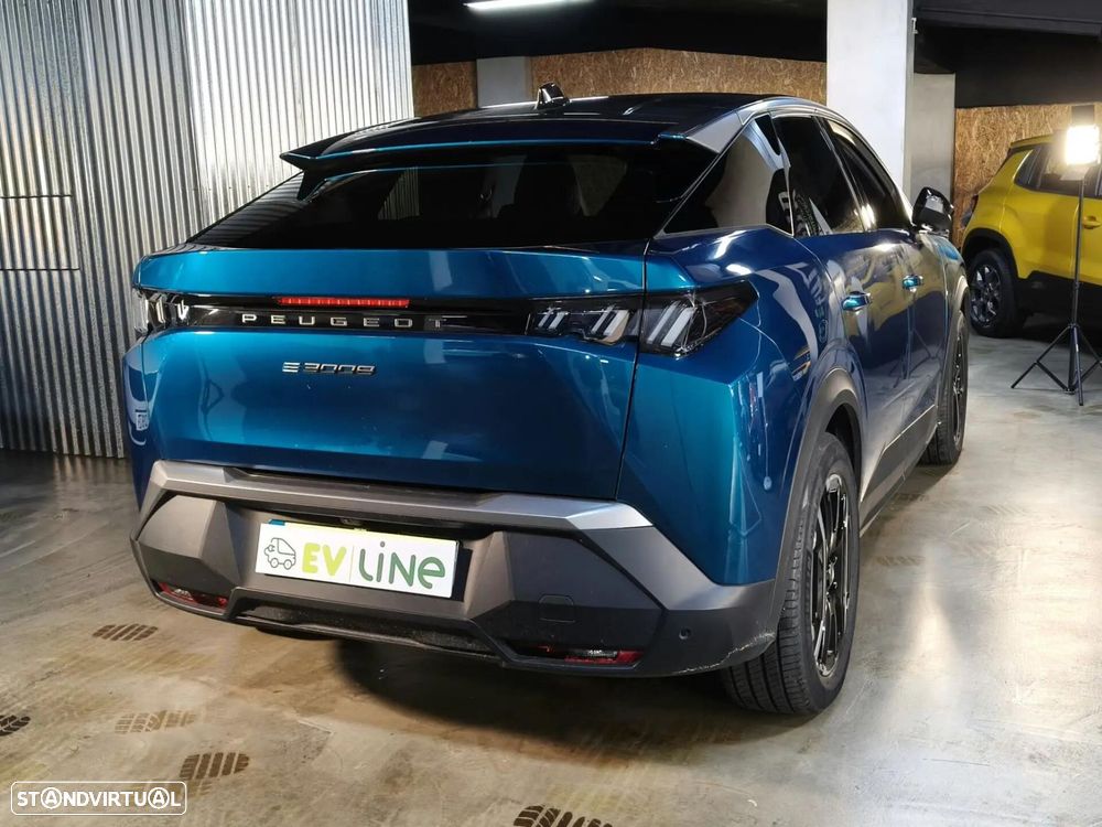 Peugeot E-3008 73 kWh Allure - 14