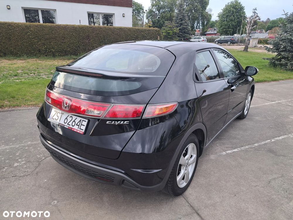 Honda Civic 1.4 Comfort - 22