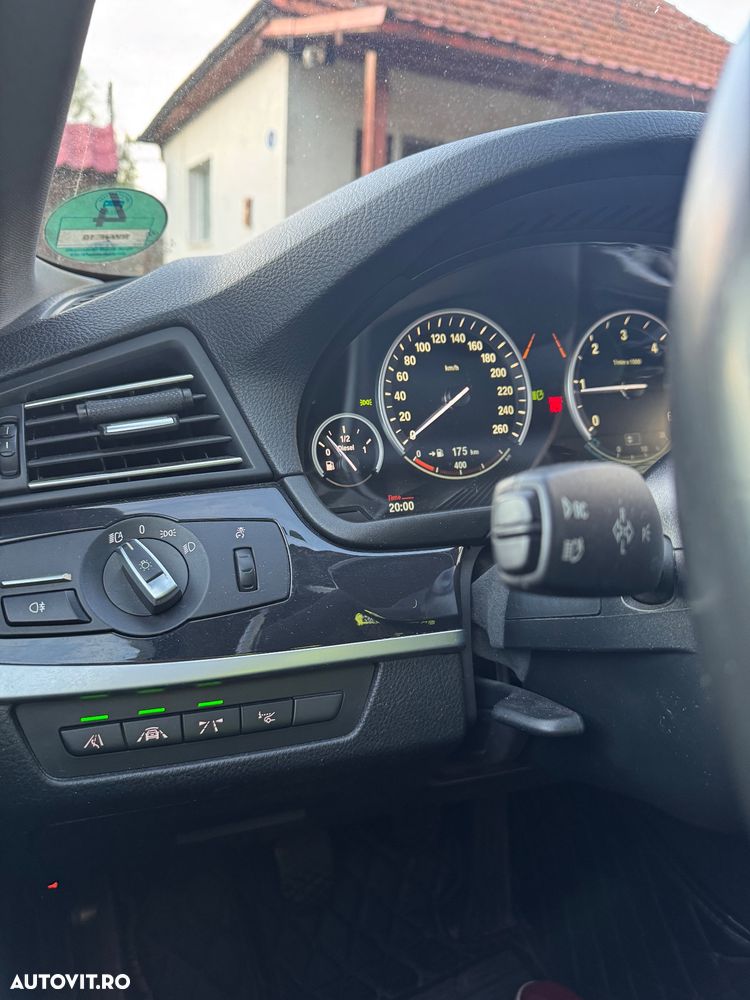 BMW Seria 5 525d Modern Line - 6