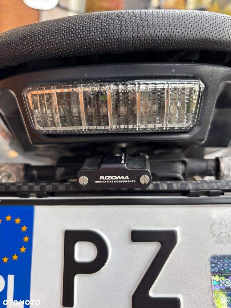 Triumph Speed Triple - 18