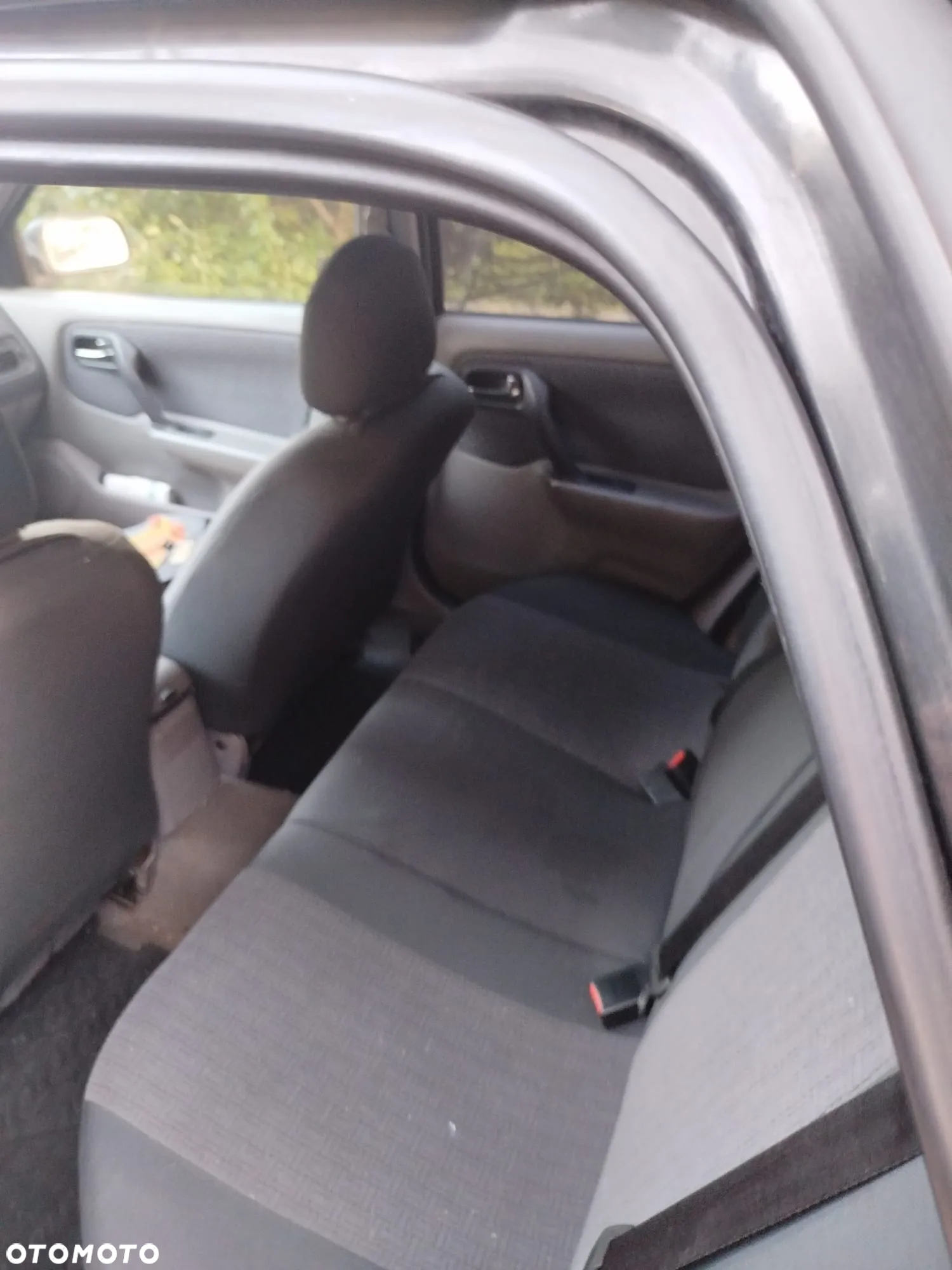 Nissan Primera 2.0 Comfort High - 6