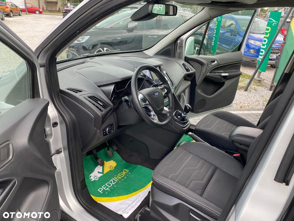 Ford Tourneo Connect Grand - 5