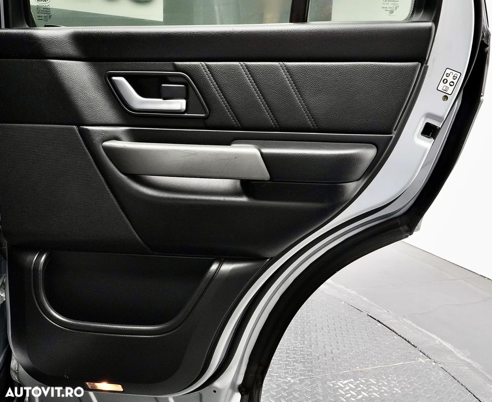 Land Rover Range Rover Sport 2.7TDV6 HSE Aut - 29