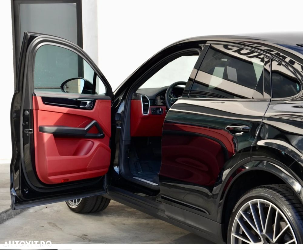 Porsche Cayenne - 27