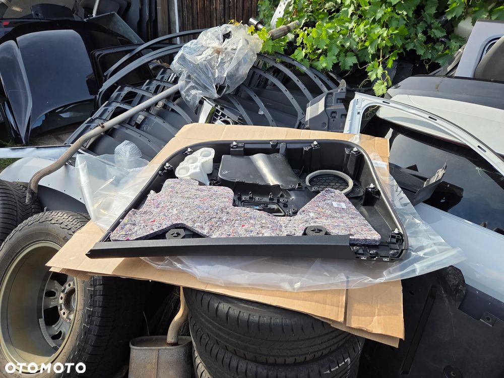 Tapicerka boczek drzwi lewe przód przednie Opel Mokka B 98397282YX boczek drzwi tapiucerka lewy przód przednia Opel Mokka B 98397282YX - 6