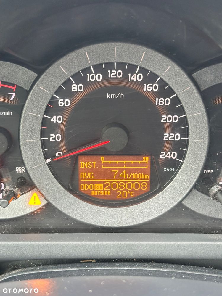 Toyota RAV4 - 11