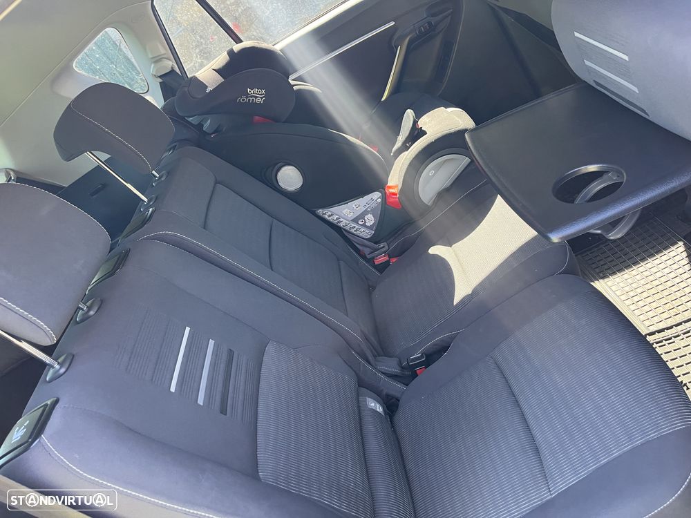 Toyota Verso 1.6 D-4D Comfort+GPS - 9