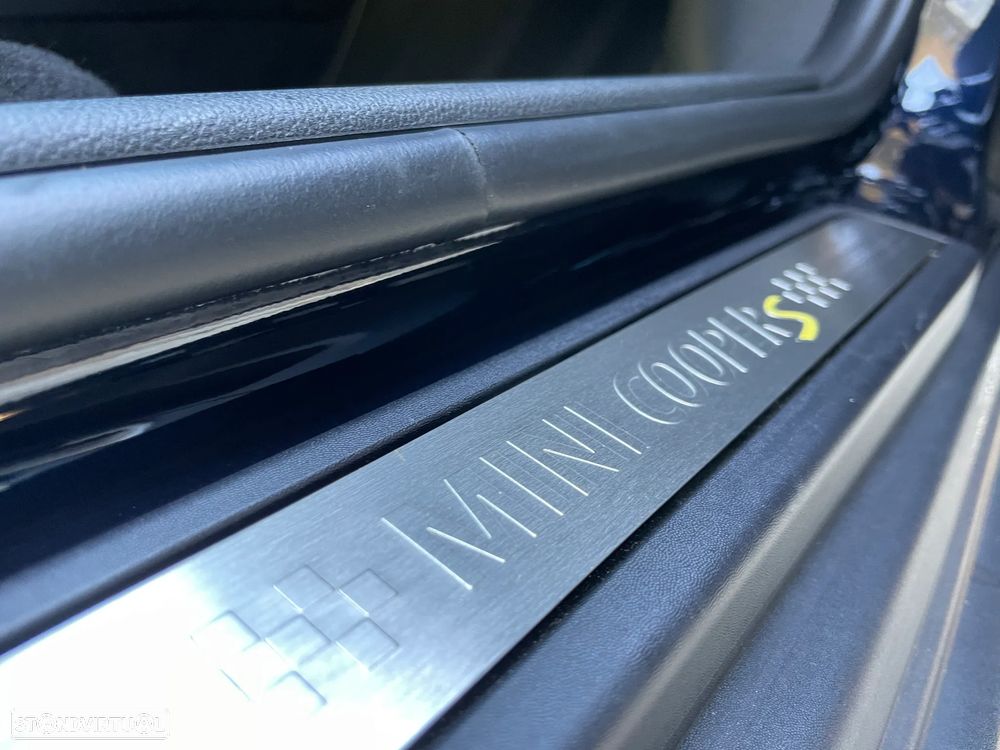 MINI Countryman Cooper SE ALL4 Yours Auto - 34