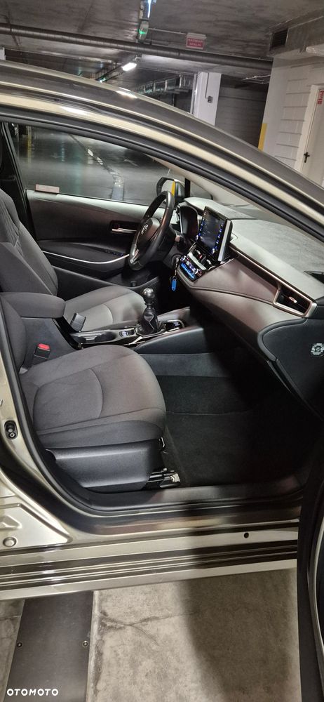 Toyota Corolla 1.5 Comfort - 11