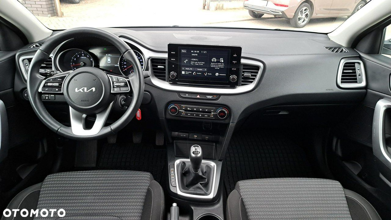 Kia Ceed 1.5 T-GDI M - 27