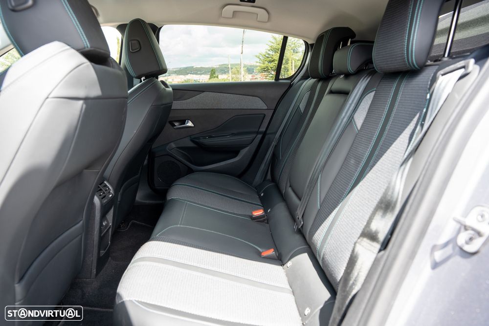 Peugeot 308 BlueHDi 130 EAT8 Allure - 8
