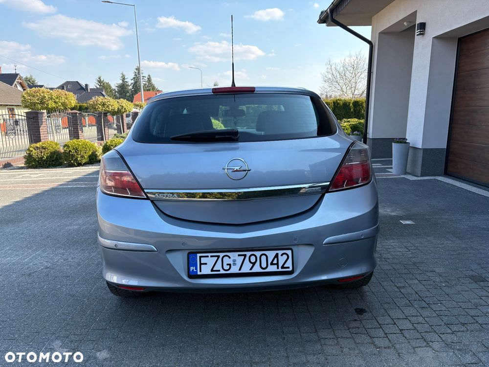 Opel Astra 1.6 Innovation 110 Jahre - 9
