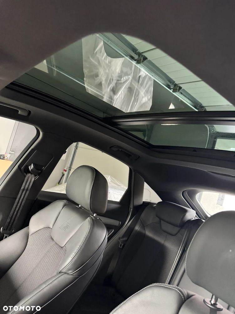 Audi Q5 Sportback - 11