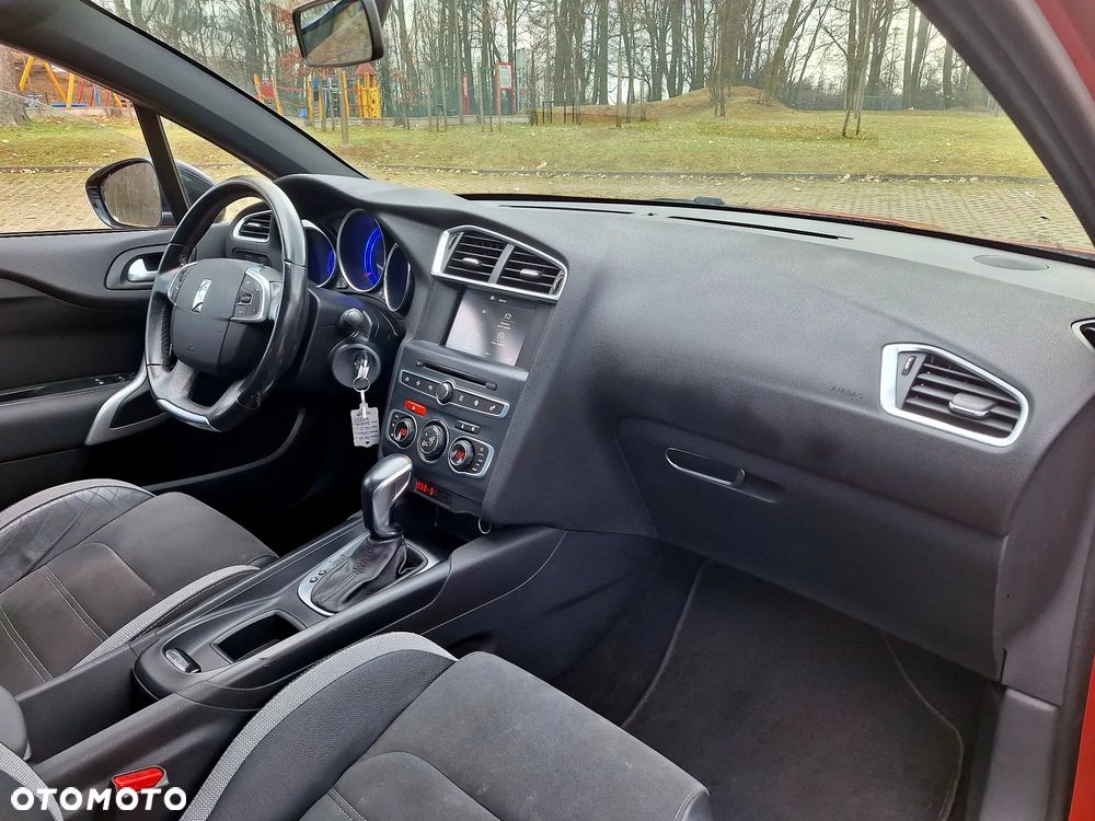 Citroën DS4 1.6 e-HDi SoChic MCP - 10