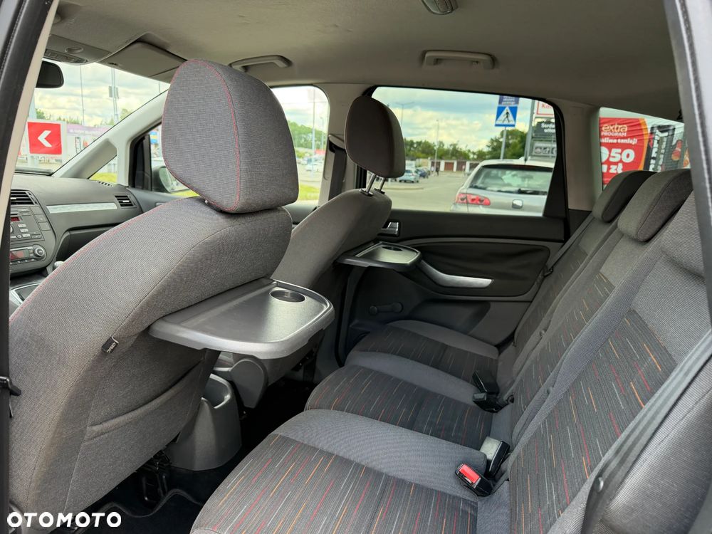 Ford Focus C-Max - 9