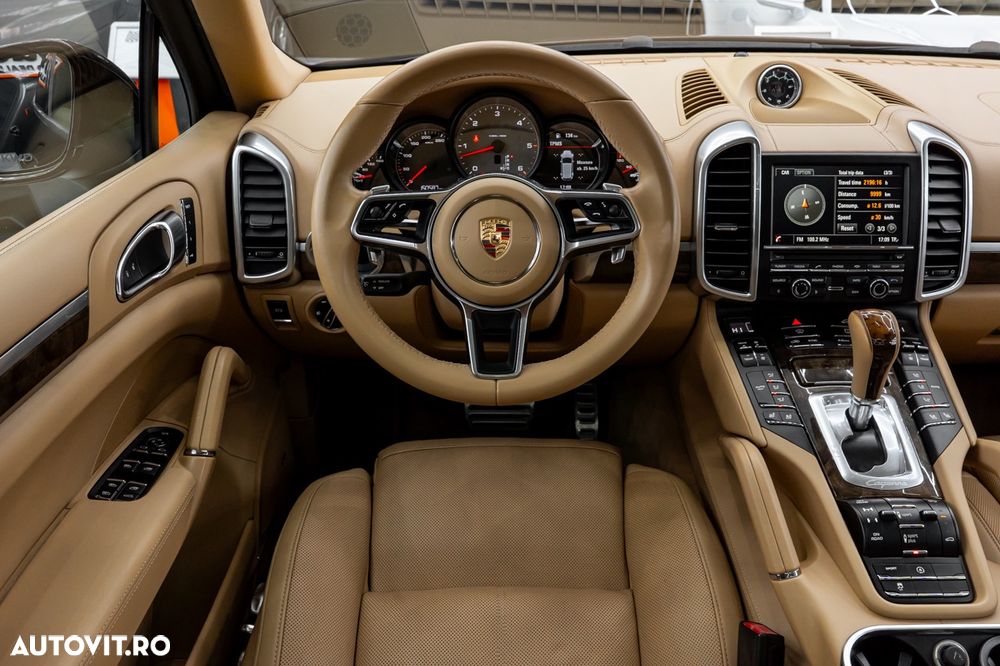 Porsche Cayenne S Tiptronic S - 9