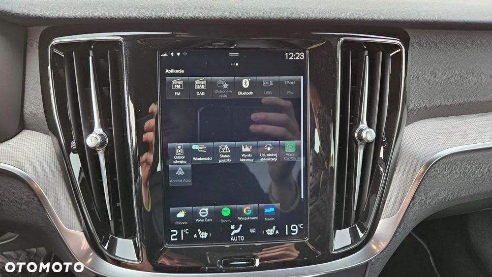 Volvo S60 T4 R-Design First Edition - 23