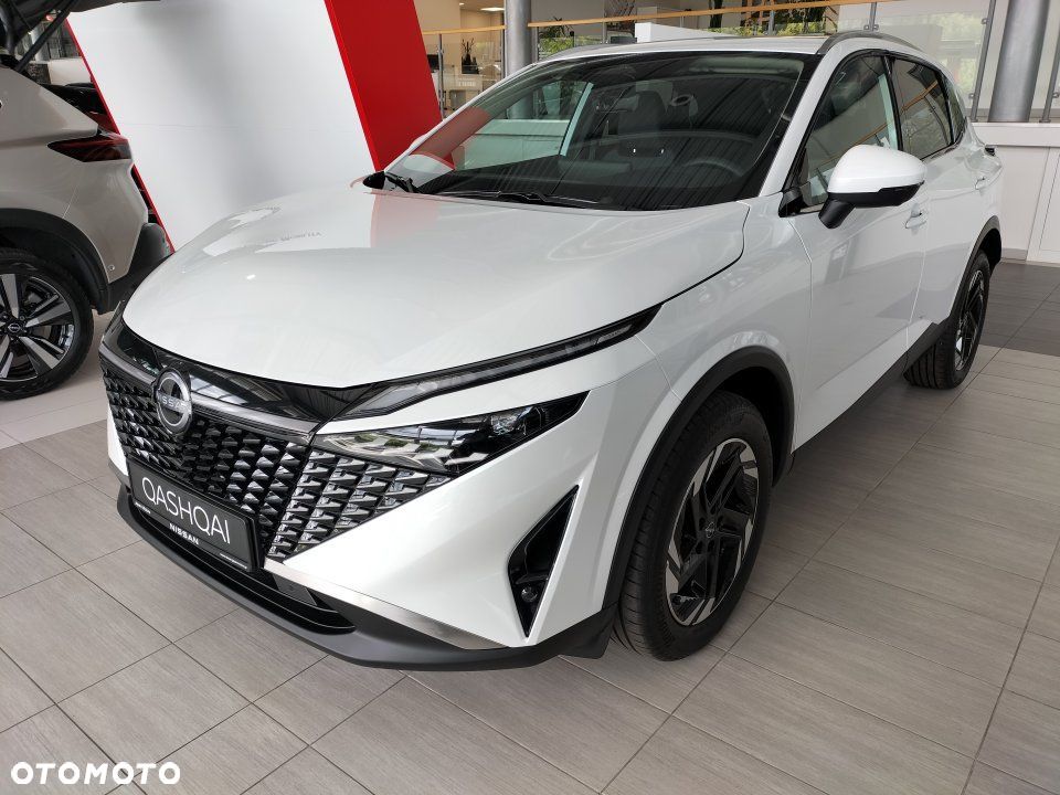 Nissan Qashqai - 1