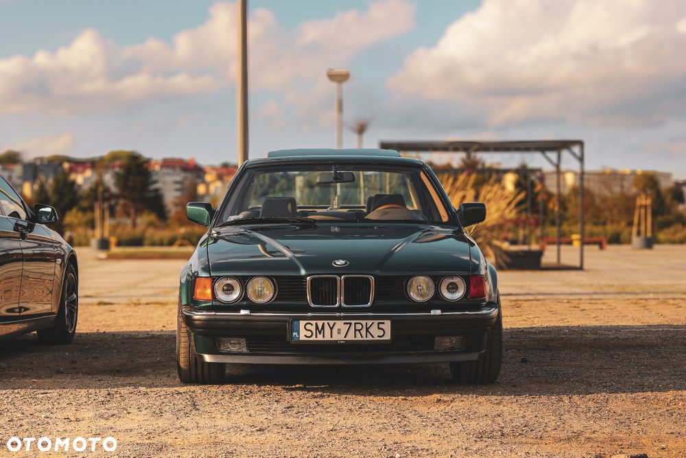 BMW 7 Series 1991 photo 2