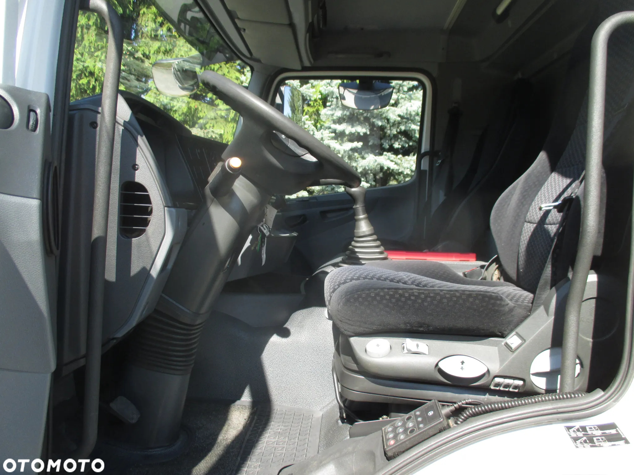 Mercedes-Benz Axor 1829 - 21