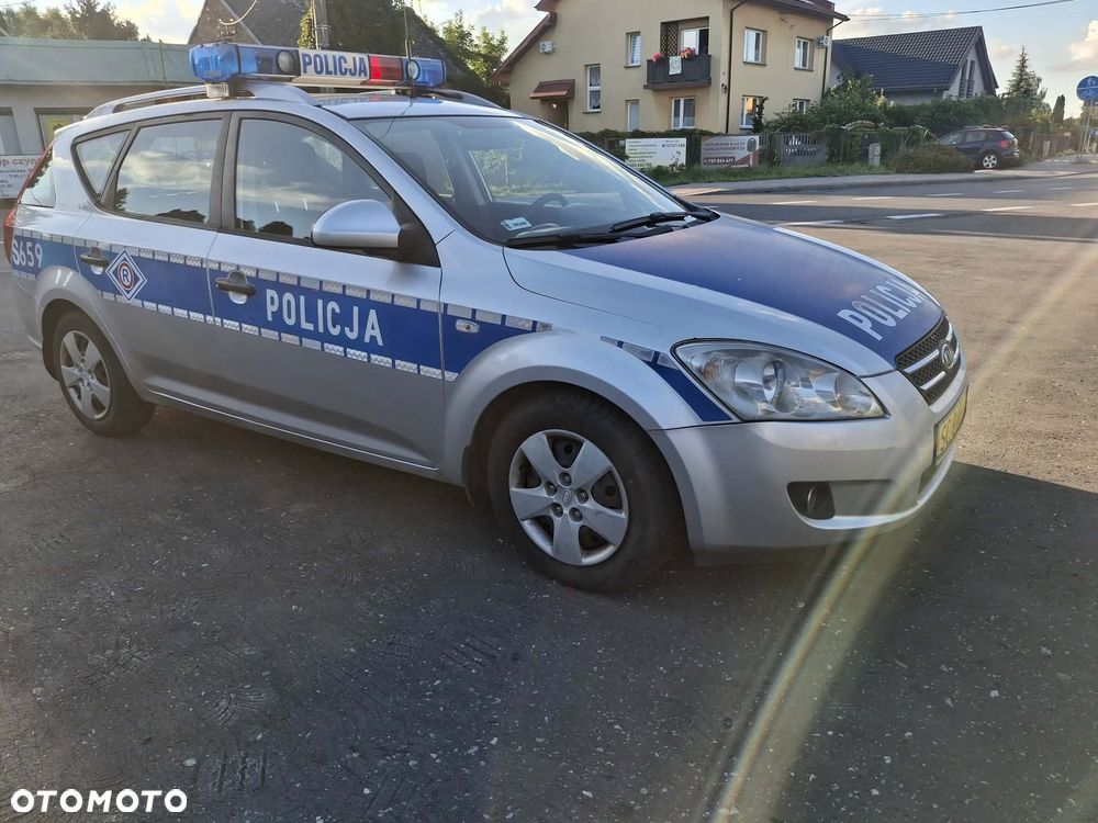 Kia Ceed - 5