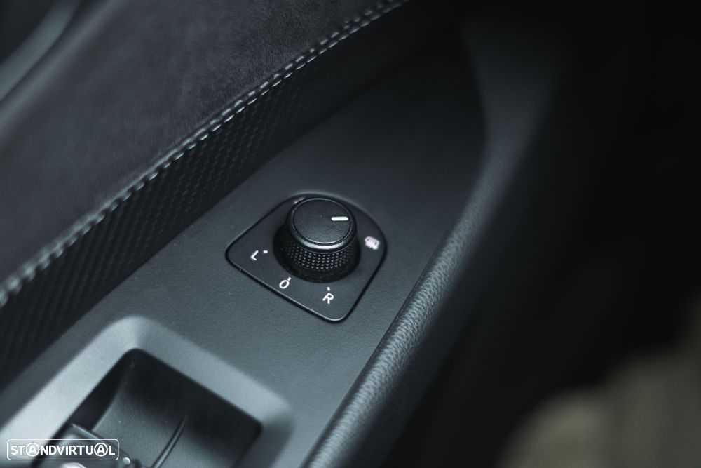 SEAT Leon SC 2.0 TSI S&S DSG Cupra 300 - 30