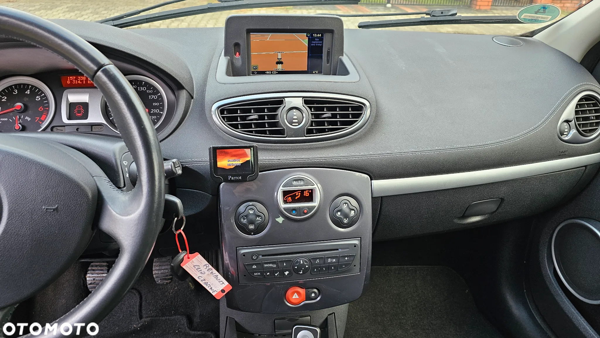 Renault Clio TCe 100 Grandtour Night and Day - 8