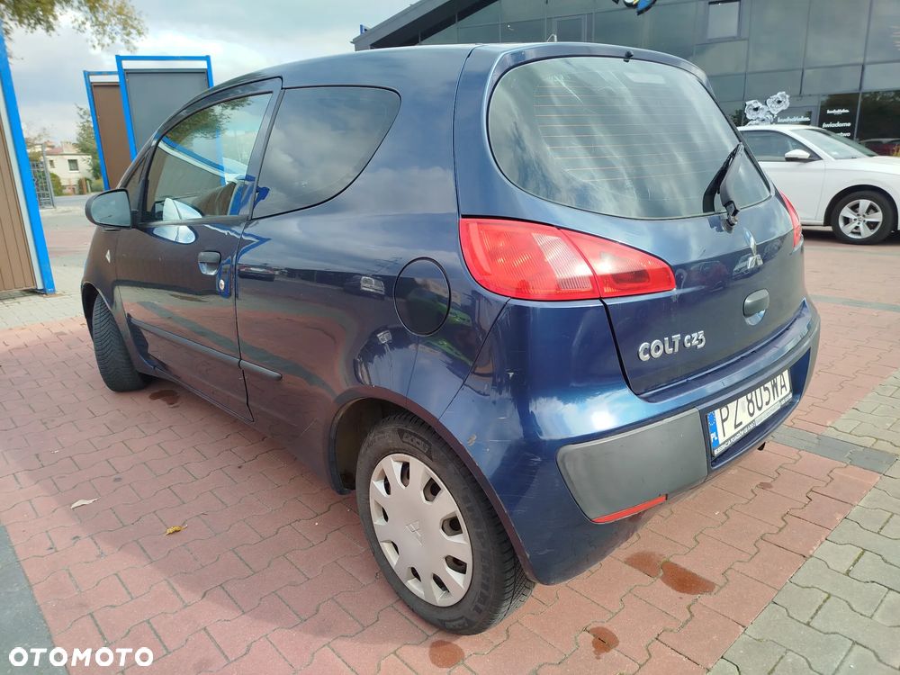 Mitsubishi Colt - 3