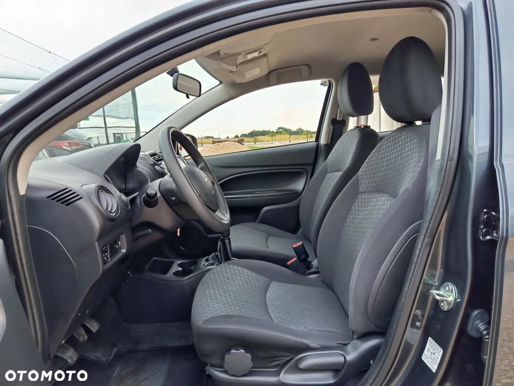 Mitsubishi Space Star 1.0 Plus - 12