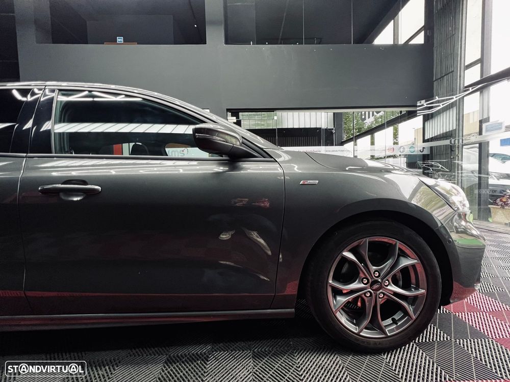 Ford Focus 1.0 EcoBoost ST-Line - 10