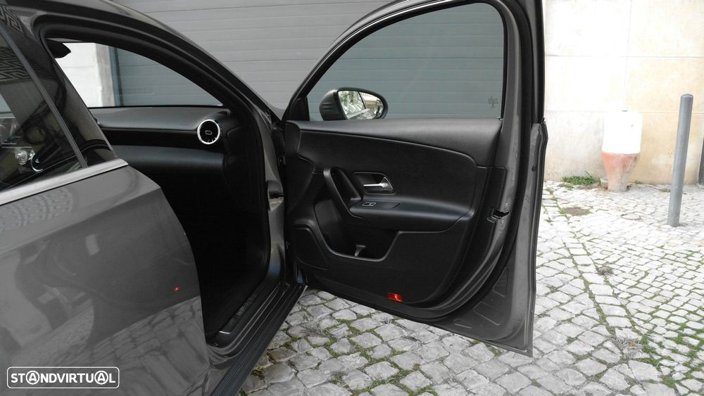 Mercedes-Benz A 180 d Progressive - 27