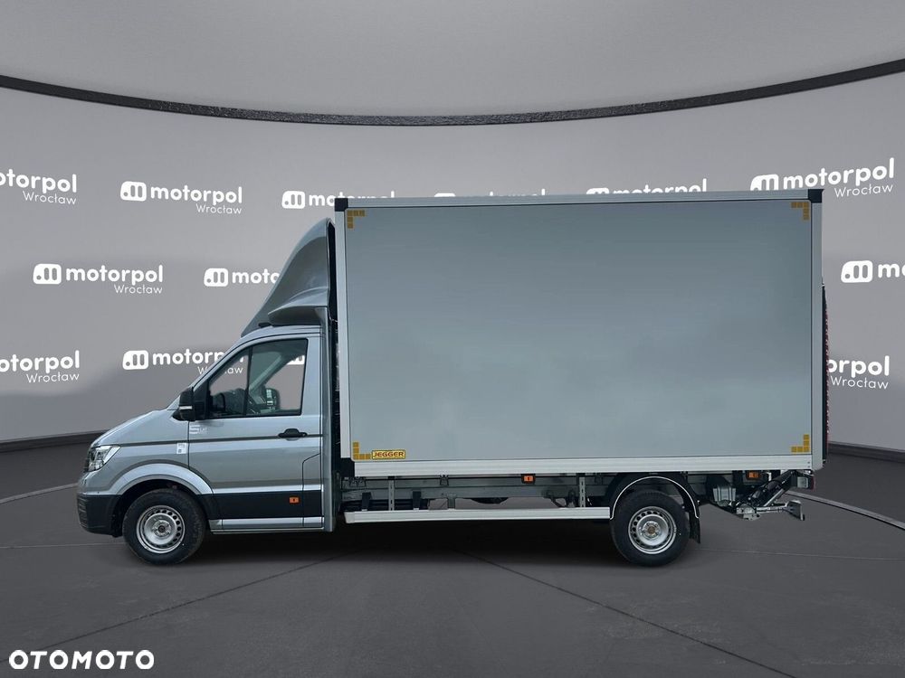 Volkswagen Crafter KONTENER+WINDA/AUTOMAT/35 Podwozie z pojedynczą kabiną 2,0 l 163 KM manual r. o.: 4490 mm - 5
