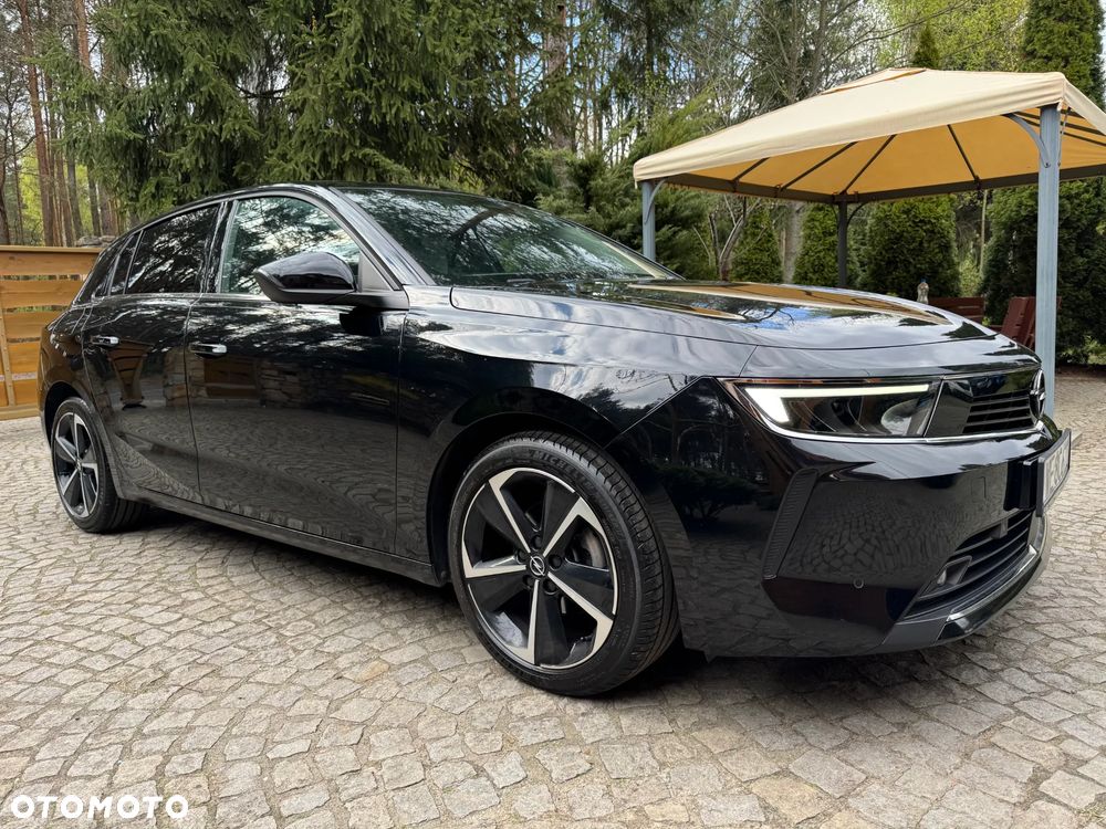 Opel Astra 1.2 T Elegance S&S - 9