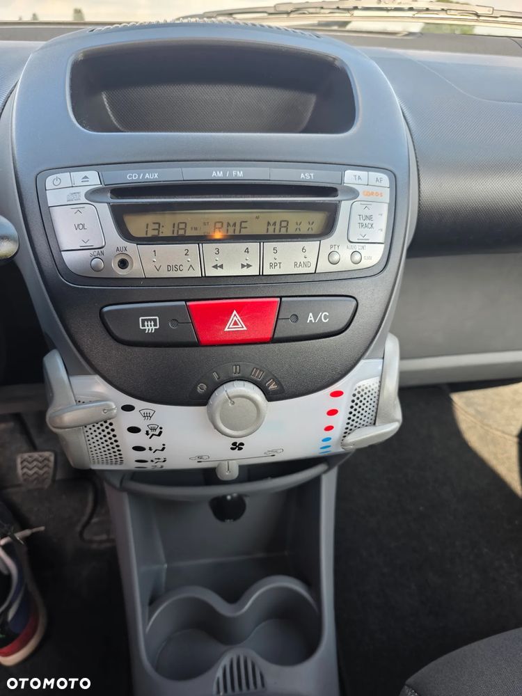 Toyota Aygo - 8