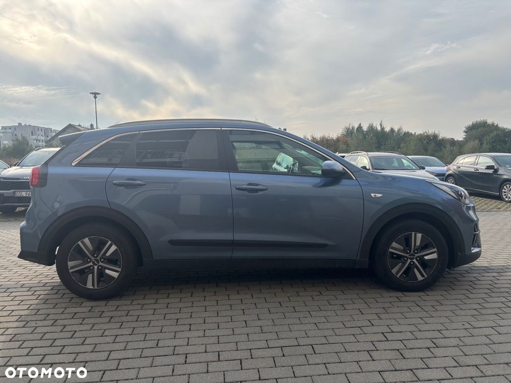 Kia Niro 1.6 GDI Hybrid M - 6