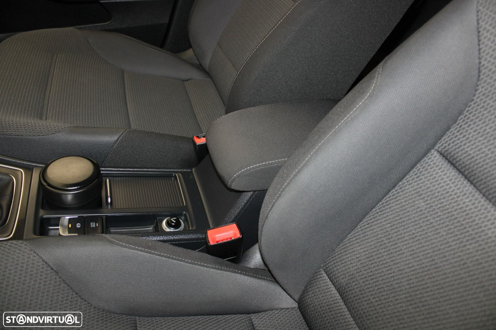 VW Golf Variant 1.6 TDi Confortline - 20