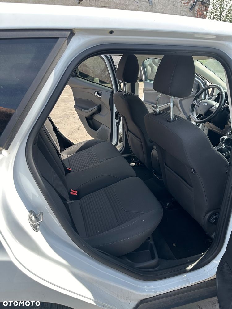 Ford Focus 1.5 TDCi SYNC Edition ASS - 25
