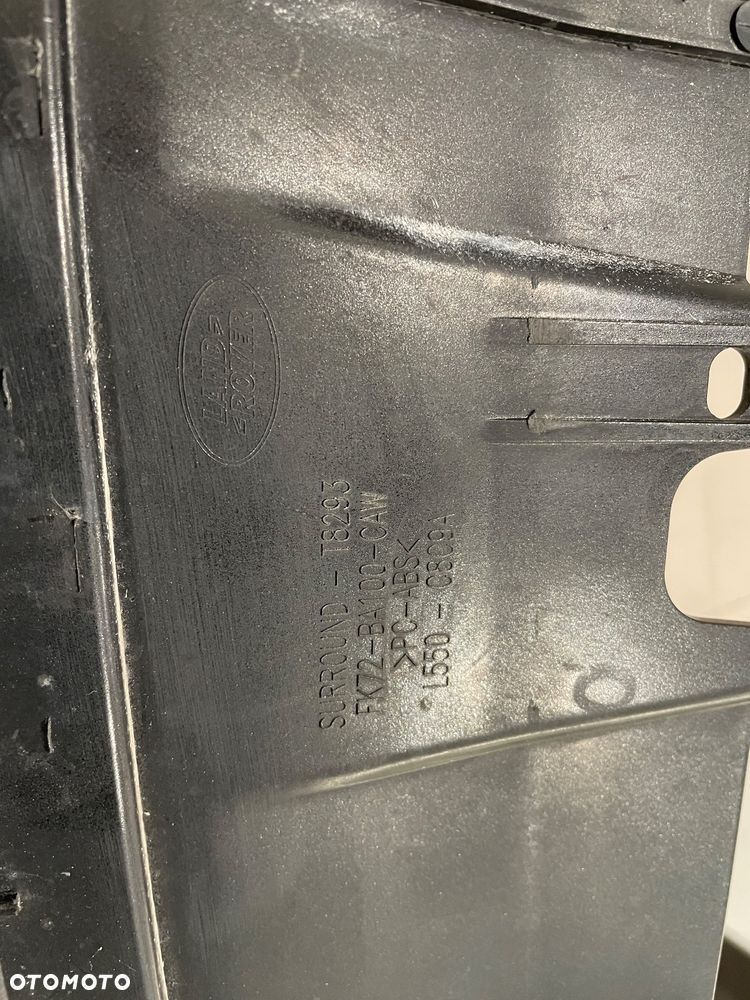 Grill atrapa Land Rover Discovery Sport L550-C8C9A stan bdb - 3