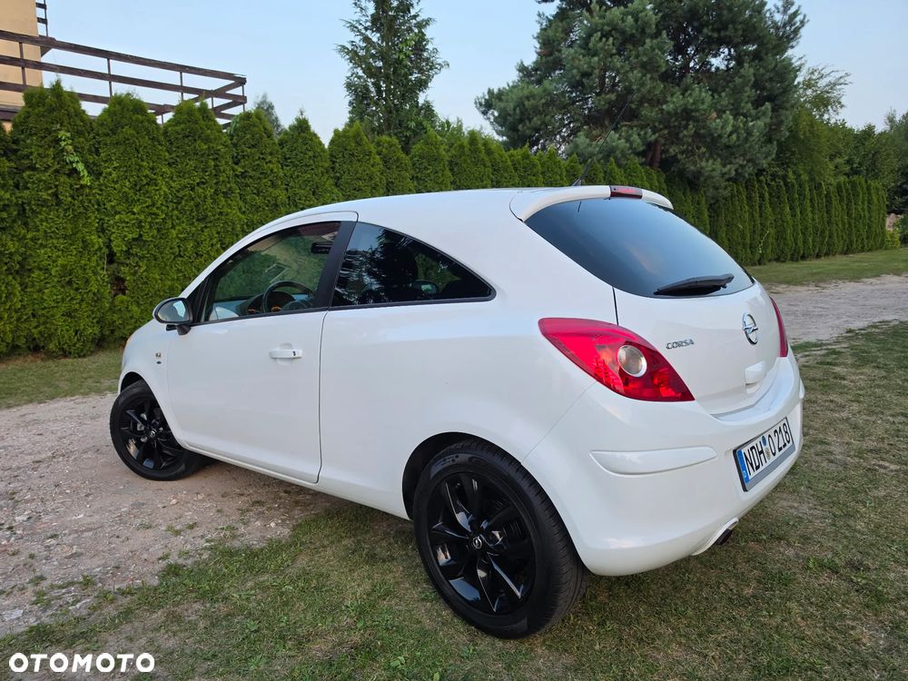 Opel Corsa 1.4 16V Graphite - 8