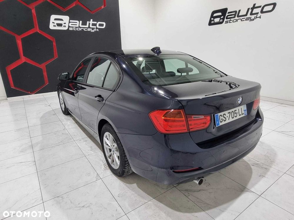 BMW Seria 3 - 17