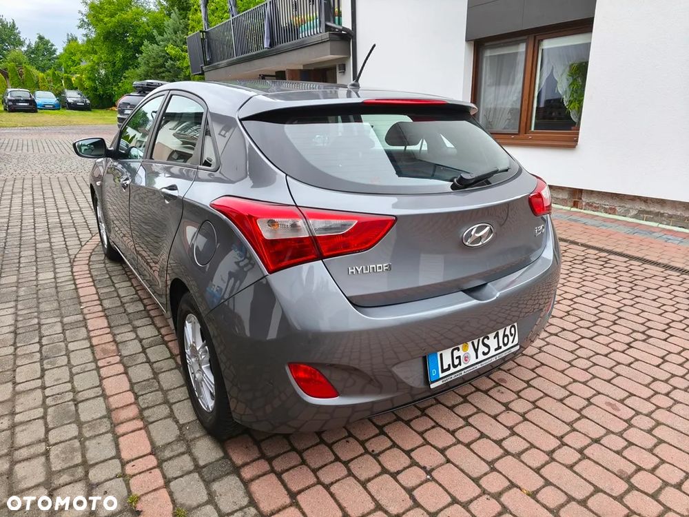 Hyundai i30 1.4 Trend - 13