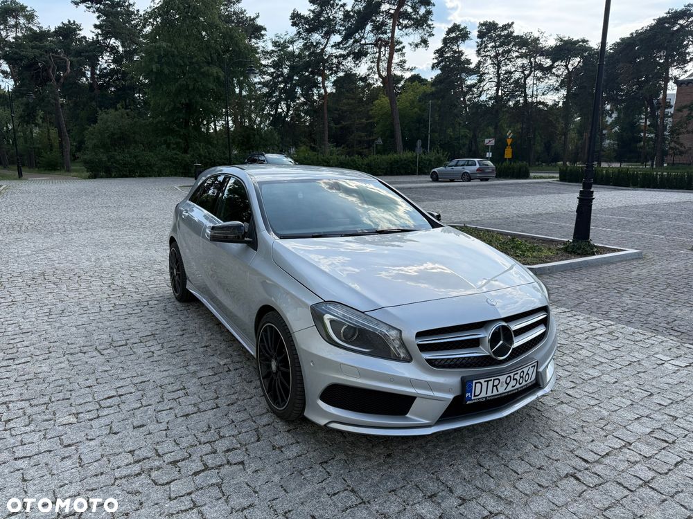 Mercedes-Benz Klasa A 180 7G-DCT AMG Line - 2