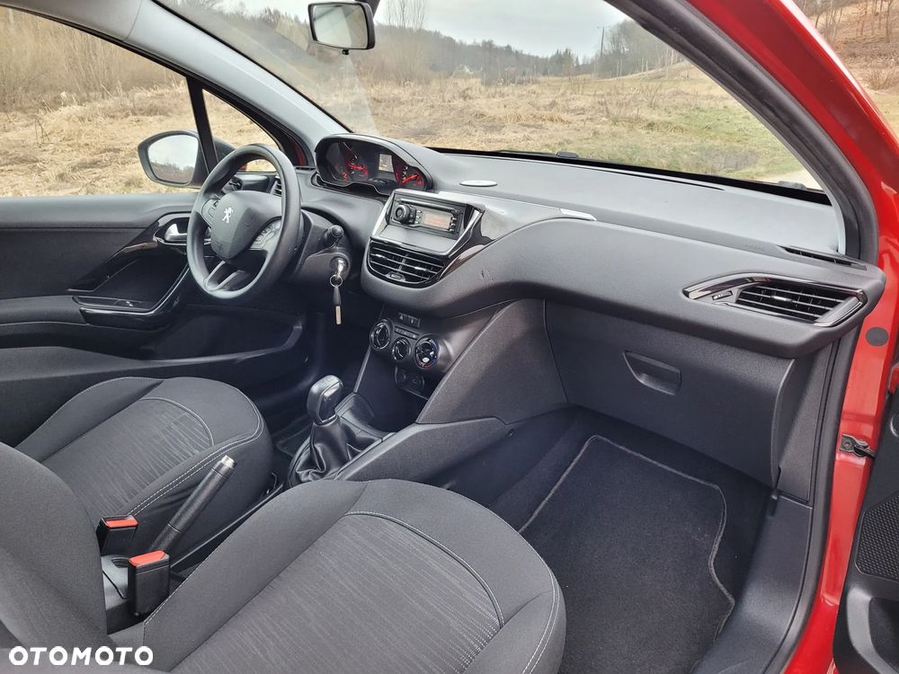Peugeot 208 1.2 PureTech Active - 13
