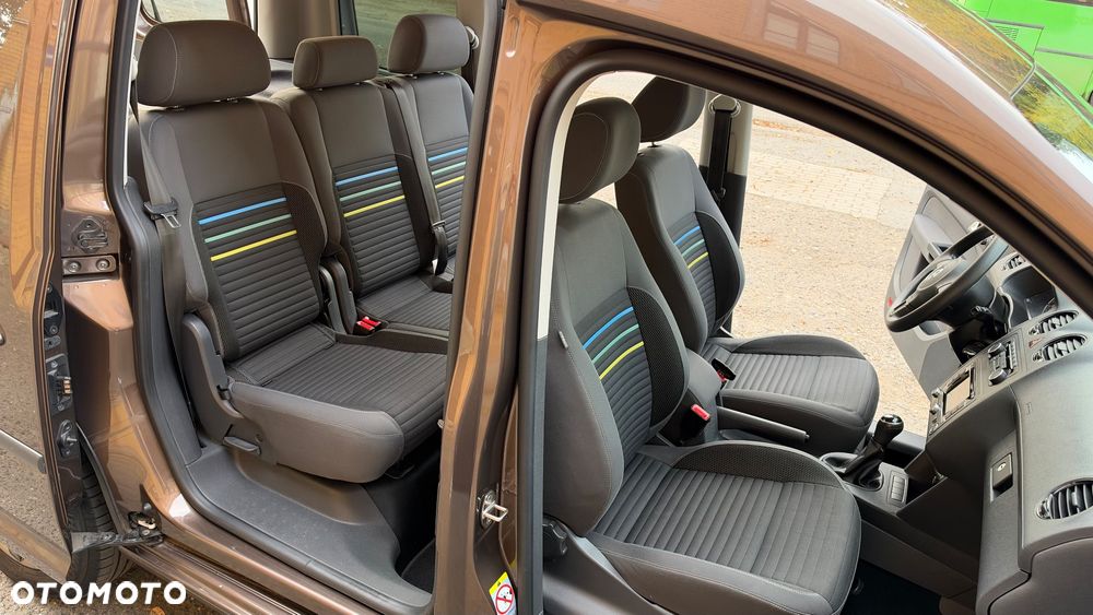 Volkswagen Caddy - 12